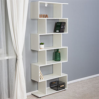 Стеллажи и полки